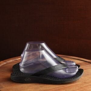 Chaco Sandals Womens Size 9 BLK Thong Outdoor Beach Coastal Pool Hiking Shoes